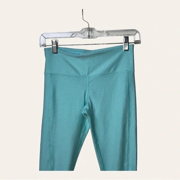 0362.‎ SCORPIO SOL AQUA ATHLETIC CAPRIS WITH WRAP AROUND LEGS SIZE XSMALL - Picture 3 of 7